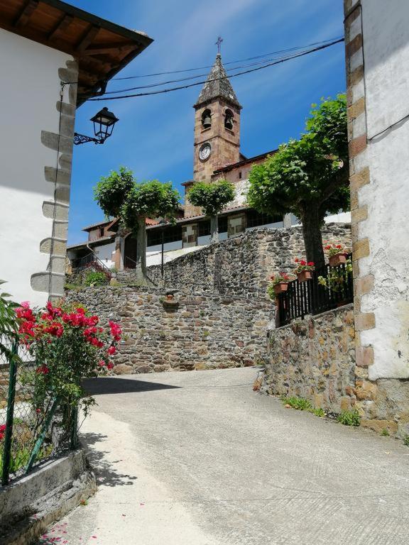 Hostal Ezkurra Kültér fotó