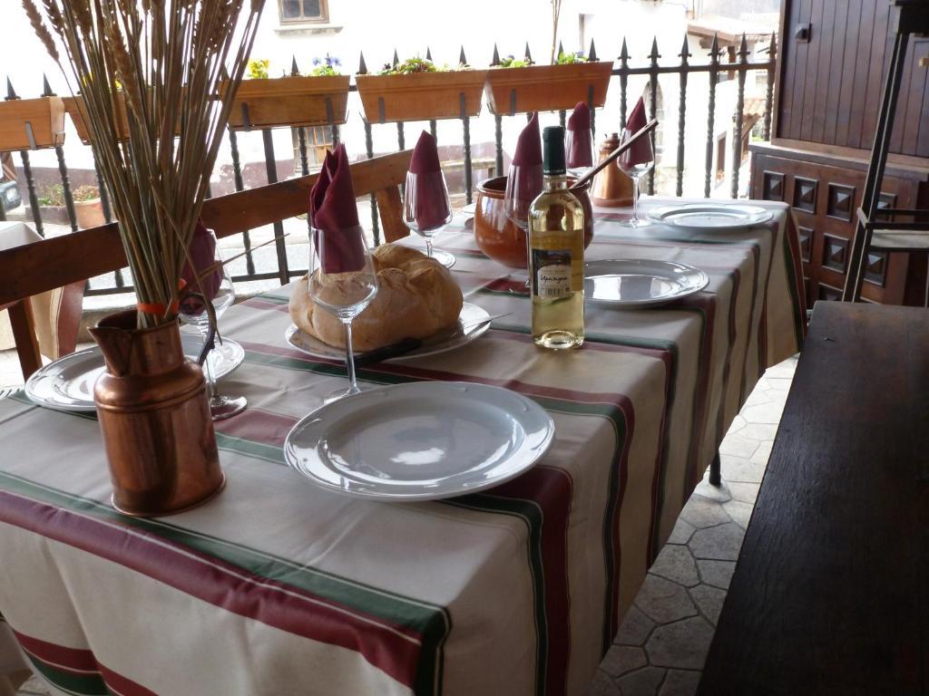 Hostal Ezkurra Kültér fotó