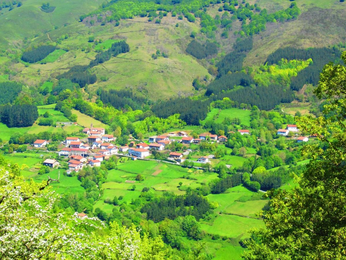 Hostal Ezkurra Kültér fotó